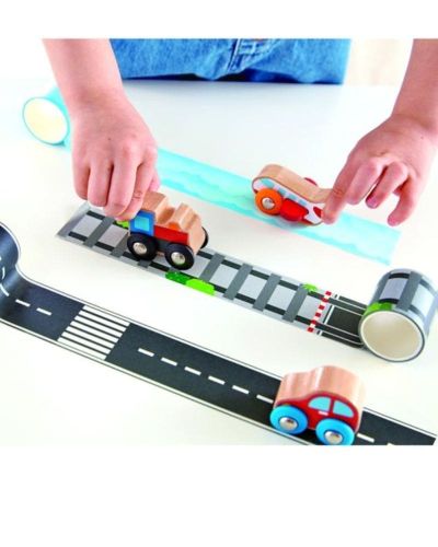 Mini avión con pista adhesiva