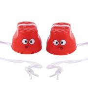 Juego de zancos con cuerda para jugar con amigos