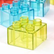 Bloques de construcción translúcidos para experimentar con la luz