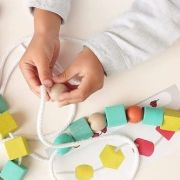 Juego eco matemáticas enlazar motricidad fina y conteo