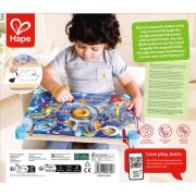 Laberinto Espacial y Tablero de Tangram