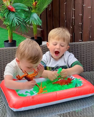 Bandeja de juego inflable